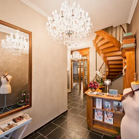 Boutique Caelus Vii Otel 3*